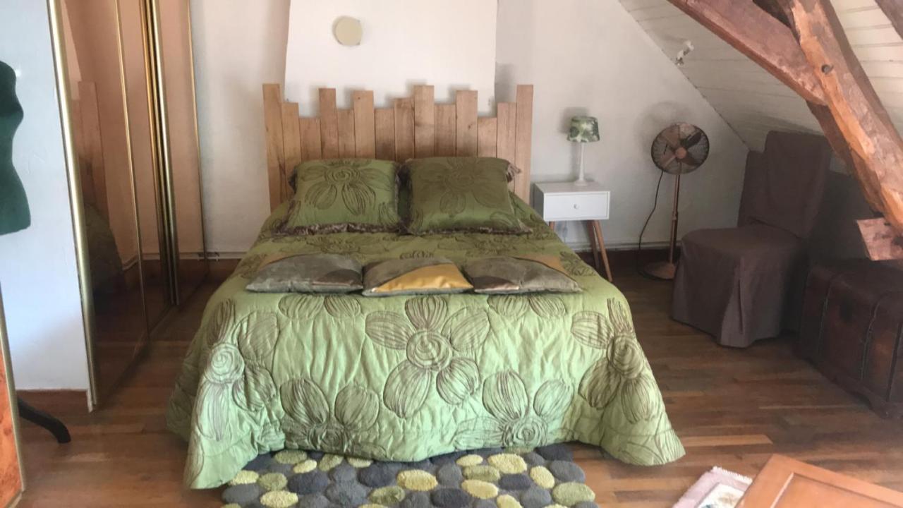 Maison D Helene Villy  Luaran gambar