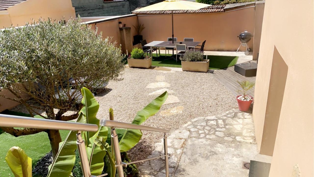 Maison D Helene Villy  Luaran gambar