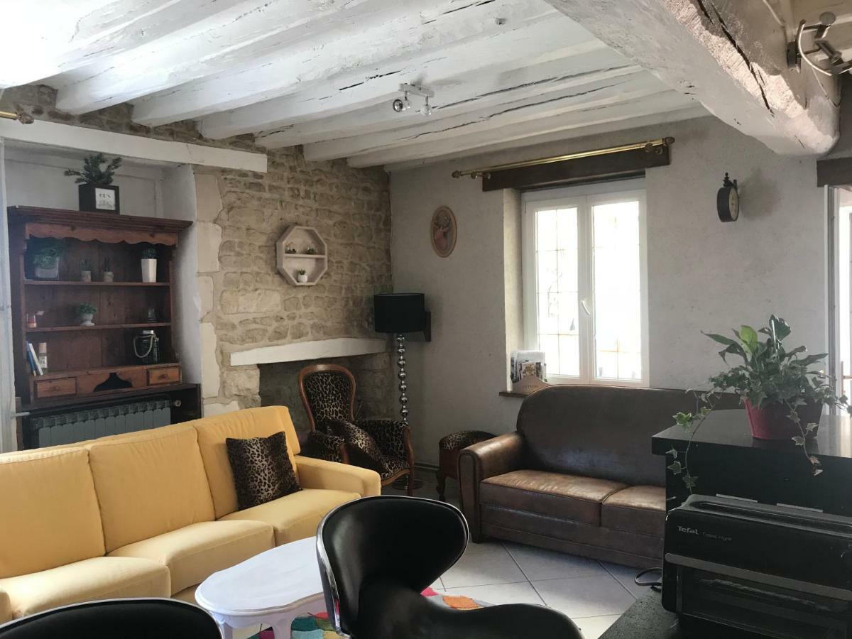 Maison D Helene Villy  Luaran gambar