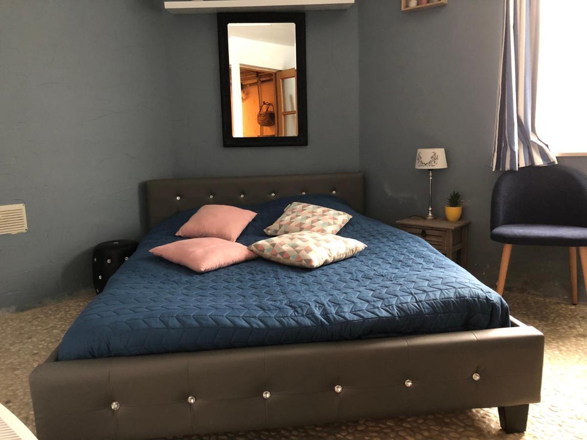 Maison D Helene Villy  Luaran gambar